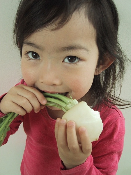 「生産者が自分の子に食べさせたい」がモットーのオイシックス