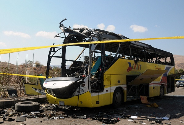 イスラム過激派組織は観光バスをも攻撃。画像はdailynewsegypt.comのスクリーンショット