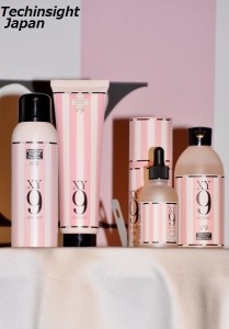 『XY9 AFLOAT』左からバブルホイップシャンプー、トリートメントNo.9、ボディ＆ヘアオイルNo.9、シャンプーNo.9