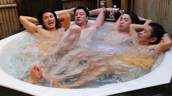 「お風呂の時間」大江戸温泉にてお風呂でユルんでる、24時間『めちゃユル』メンバー