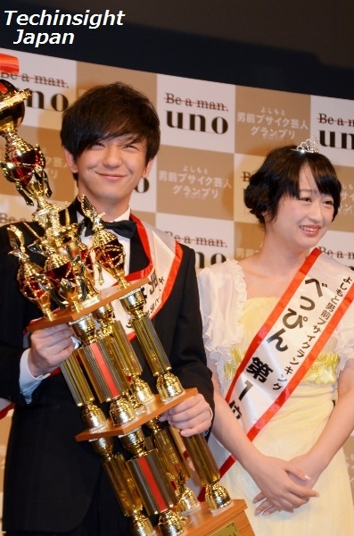 男前ランキング1位の向井慧とべっぴん1位の小川暖奈