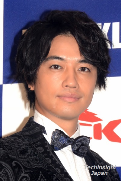 【エンタがビタミン♪】斎藤工、馬に騎乗して登場「北斗の拳の世界。神聖でワクワクした」。普段は茶色のママチャリ。