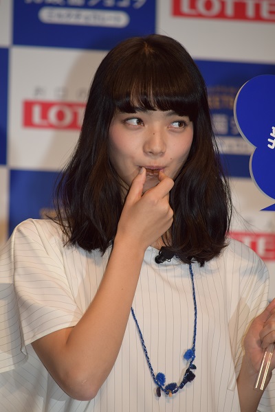 【エンタがビタミン♪】小松菜奈「お母さんの手料理が恋しい」19歳の素顔見せる。