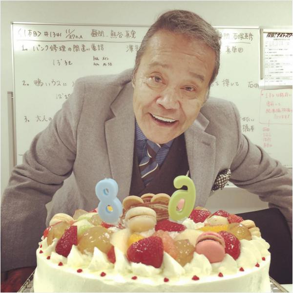 誕生日を祝福される西田敏行（画像は『石田靖 Instagram』より）