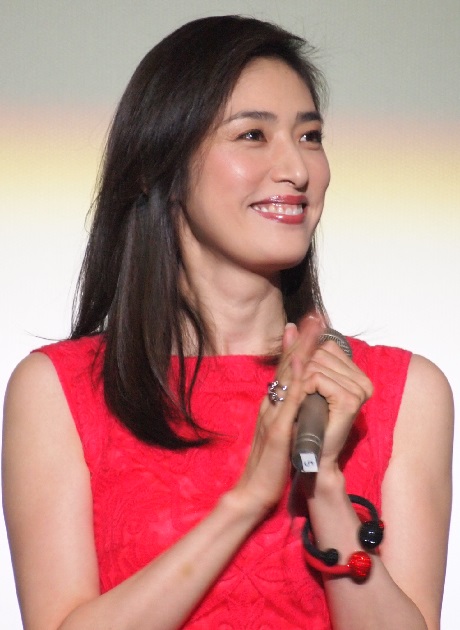 【エンタがビタミン♪】天海祐希　“黒柳徹子”風で女子アナにアドバイス「噛むのは仕方ない」