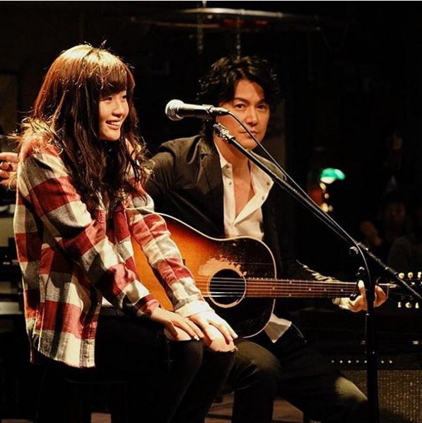 藤原さくらと福山雅治（出典：https://www.instagram.com/getsu9_lovesong）