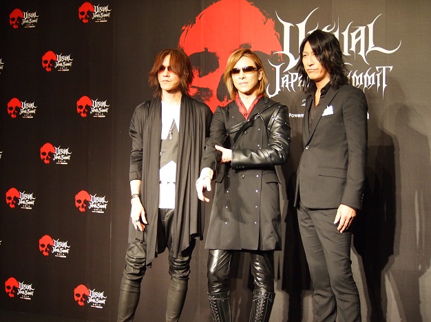 『VISUAL JAPAN SUMMIT 2016 Powered by Rakuten』に出演するSUGIZO、YOSHIKI、TAKURO