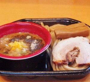 『中華蕎麦　とみ田』12年目の濃厚豚骨魚介