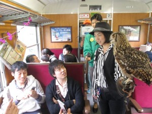 「SL幸福のフクロウ号」前回実施の車内の様子