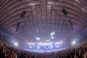 ステージとファンも一体になった『namie amuro Final Tour 2018 ～Finally～』