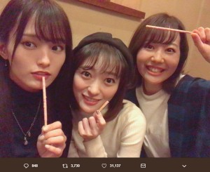 山本彩、三秋里歩、門脇佳奈子（画像は『山本彩　2018年11月12日付Twitter「チーム卒業生」』のスクリーンショット）