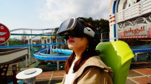 VRを装着して漕ぐ「VRスカイサイクル」