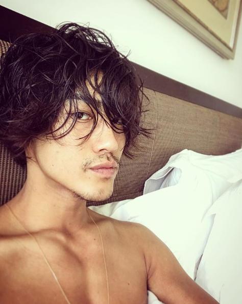 5月15日に新アルバムをリリースする赤西仁（画像は『Jin Akanishi　2019年3月19日付Instagram「ニューアルバム「THANK YOU」5月15日発売決定！」』のスクリーンショット）