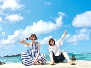 「滝ちゃんのおかげで最高の写真が残せたよ」と佐藤栞里（画像は『佐藤栞里　2019年5月3日付Instagram「滝ちゃんと宮古島へ」』のスクリーンショット）