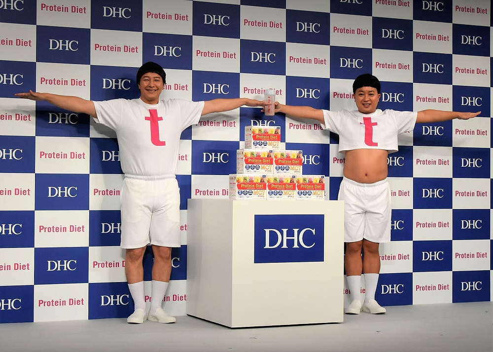 TT兄弟でTのポーズのチョコレートプラネット