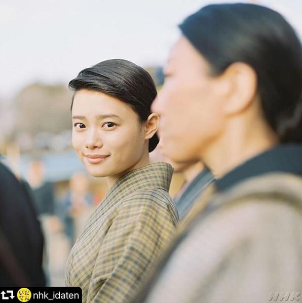 シマちゃん先生役の杉咲花（画像は『杉咲花　2019年6月23日付Instagram「こんなにも、ドラマを見てくださった方々が シマさんのことを想って哀しんでくださること、素晴らしい役を演じさせてもらうことができたんだ、と、とても幸せな気持ちです。」』のスクリーンショット）