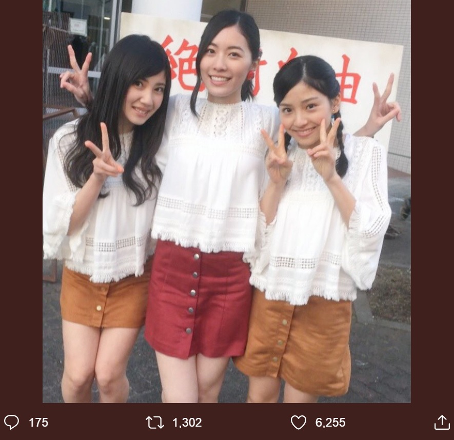 北川綾巴、松井珠理奈、後藤楽々（画像は『松井珠理奈（ハリウッドJURINA）　2019年7月28日付Twitter「ららが卒業発表しましたね。」』のスクリーンショット）