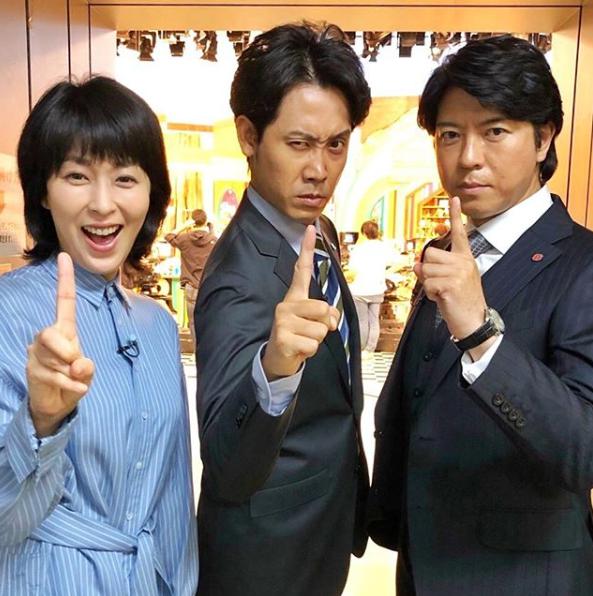 松たか子、大泉洋、上川隆也（画像は『日曜劇場「ノーサイド・ゲーム」　2019年7月7日付Instagram「いよいよ！あと1時間」』のスクリーンショット）