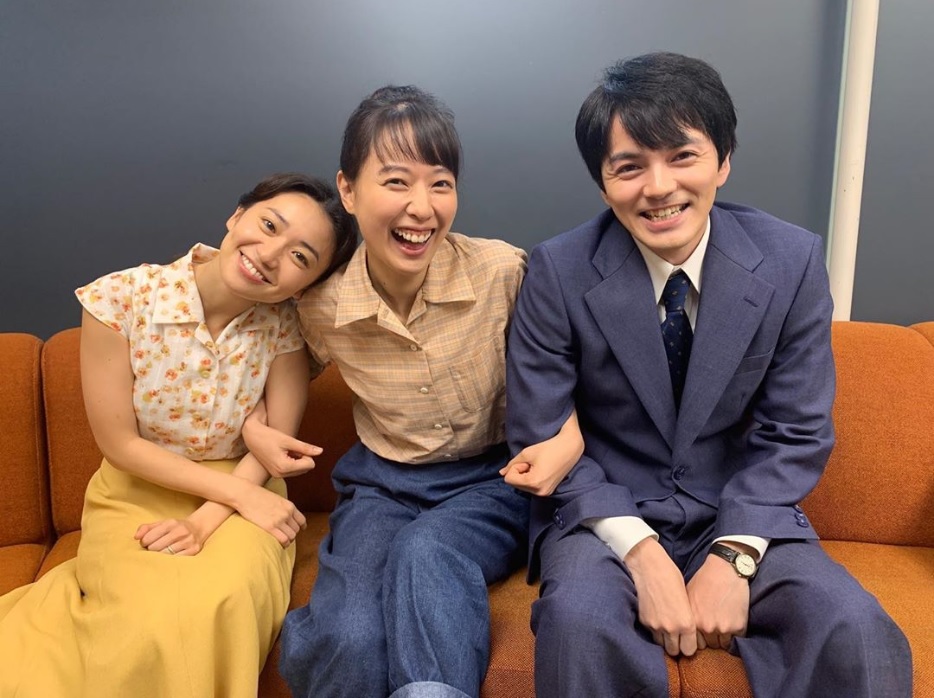 大島優子、戸田恵梨香、林遣都（画像は『戸田恵梨香　2019年9月29日付Instagram「明日からスカーレット!!!」』のスクリーンショット）