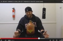 【米国発！Breaking News】アメリカの狂気の男“L.A. Beast”。「タバスコ」約4リットルを飲むことに挑戦するも…!? ＜動画あり＞