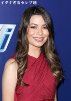 【イタすぎるセレブ達】『iCarly』ミランダ・コスグローヴのストーカーが暴走。「もう死んでやる」