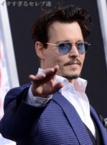 【イタすぎるセレブ達】ジョニー・デップ、泥酔か。授賞式ステージで大失態。