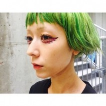 【エンタがビタミン♪】木村カエラ、個性的なヘアカラーは“セルフで実施”。“緑色だけど緑は使わない”美容師顔負けの技術に驚き。