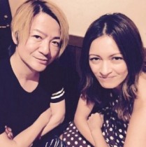 【エンタがビタミン♪】GLAY・TAKUROの妻、岩堀せりがTERUの誕生日をお祝い。「凄いツーショット！」と反響。