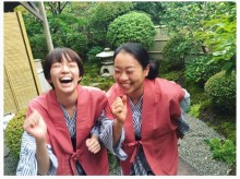 【エンタがビタミン♪】佐藤栞里＆いとうあさこ、温泉浴衣で2ショット　「あさこさんのような品のある女性になりたい」