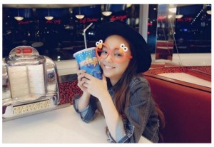 【エンタがビタミン♪】安室奈美恵　束の間の休日にUSJへ　最高の笑顔に「毎日こんな写真投稿してほしい」