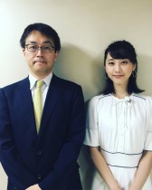 【エンタがビタミン♪】松井玲奈、羽生名人と念願の2ショット　「誰？この男」と羽生善治氏を知らぬファンも！