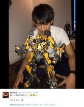 【エンタがビタミン♪】竹内涼真「家族が増えました」　仮面ライダー俳優が“バンブルビー”に夢中