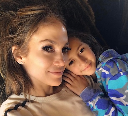 ジェニロペ「一生子は持てないかも」と苦悩も（出典：https://www.instagram.com/jlo）