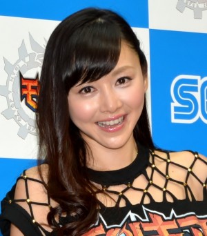 【エンタがビタミン♪】杉原杏璃の“必殺技”が凄い　緊急手段で携帯を操る姿に「足がつるー」