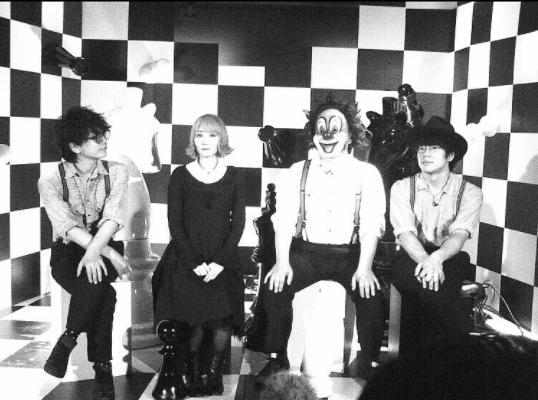 SEKAI NO OWARI（画像は『Fukase 2017年5月28日付Instagram「＃endoftheworld ＃sekainoowari ＃interview」』のスクリーンショット）