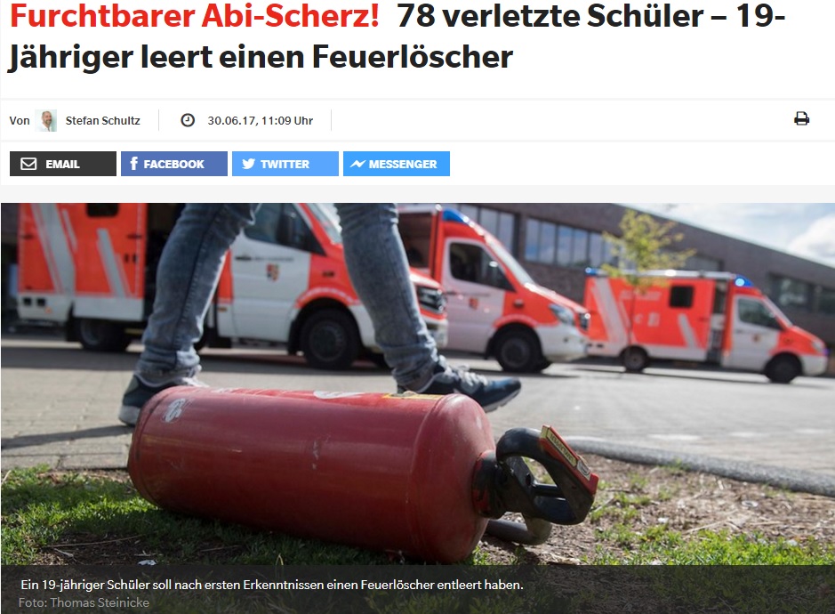19歳学生が消火器噴射（画像は『Express.de　2017年6月30日付「Furchtbarer Abi-Scherz! 78 verletzte Schüler – 19-Jähriger leert einen Feuerlöscher」（Foto: Thomas Steinicke）』のスクリーンショット）