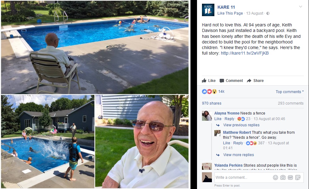 自宅にプールを設置した高齢男性（画像は『KARE 11　2017年8月13日付Facebook「Hard not to love this. At 94 years of age, Keith Davison has just installed a backyard pool.」』のスクリーンショット）