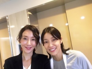 【エンタがビタミン♪】稲森いずみ＆水野美紀　セルカ棒で2ショット　「いい笑顔」「最高」とファン称賛