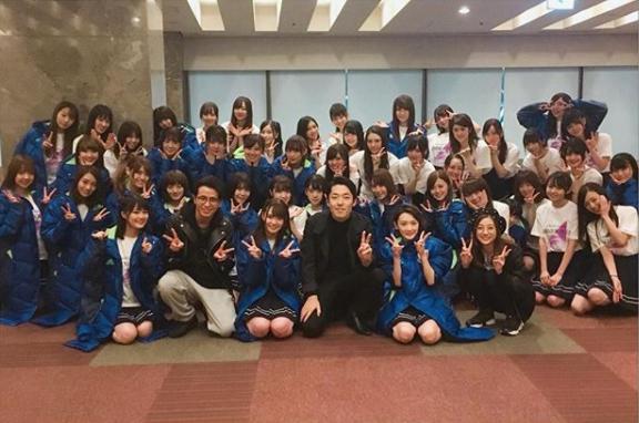 乃木坂46と『ジャンポリス』メンバー（画像は『足立梨花　2017年11月10日付Instagram「とにかく最高でした。」』のスクリーンショット）