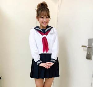 【エンタがビタミン♪】鈴木奈々のセーラー服姿に賛否　「似合ってて可愛い」「ちょっと無理が…」