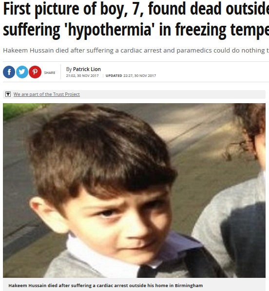 心停止状態で発見された7歳男児（画像は『Mirror　2017年11月30日付「First picture of boy, 7, found dead outside his home after suffering 'hypothermia' in freezing temperatures」』のスクリーンショット）