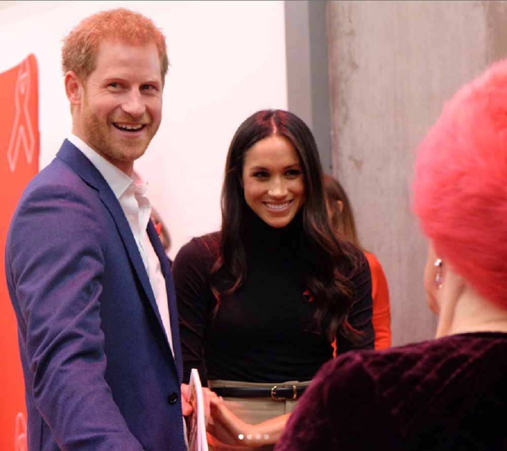 ヘンリー王子とメーガンに、批判の声も…（画像は『Kensington Palace　2017年12月2日付Instagram「Prince Harry and Ms. Meghan Markle then visited the Nottingham Contemporary Exhibition Centre for an event to mark ＃WorldAidsDay hosted by ＠THTorguk.」』のスクリーンショット）