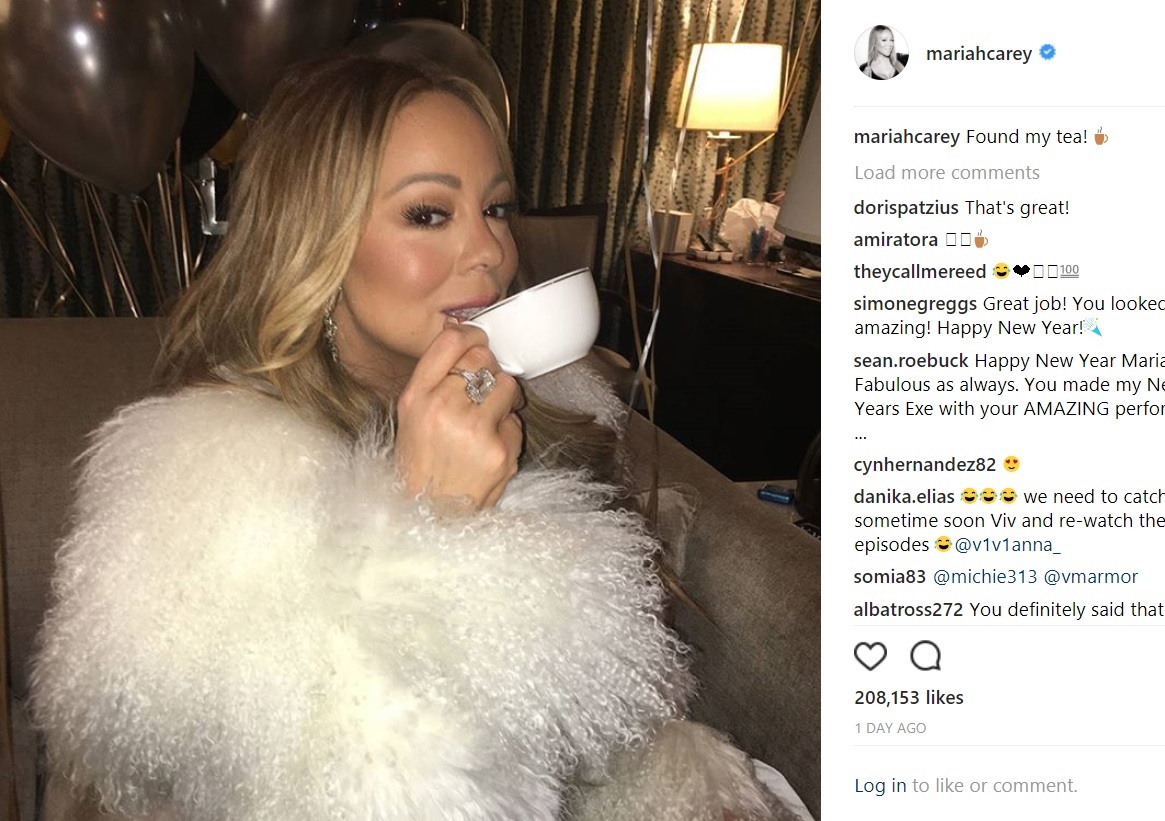 「やっと紅茶にありつけたわ！」（画像は『Mariah Carey　2017年12月31日付Instagram「Found my tea！」』のスクリーンショット）