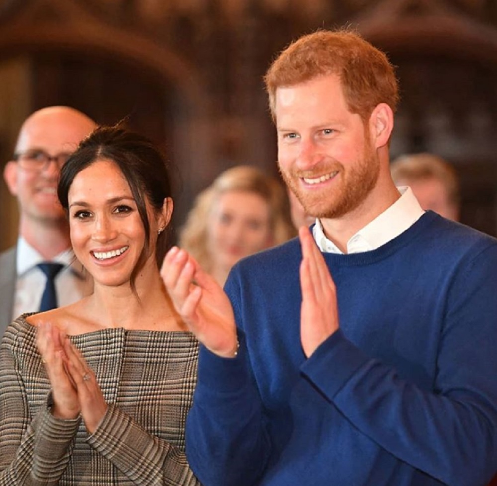 メーガンさんにはすでに側近も（画像は『The Royal Family　2018年1月19日付Instagram「Prince Harry and Ms. Meghan Markle watch a traditional Welsh performance during their visit to Cardiff Castle, home to the Welsh Culture Festival.（PA）」』のスクリーンショット）