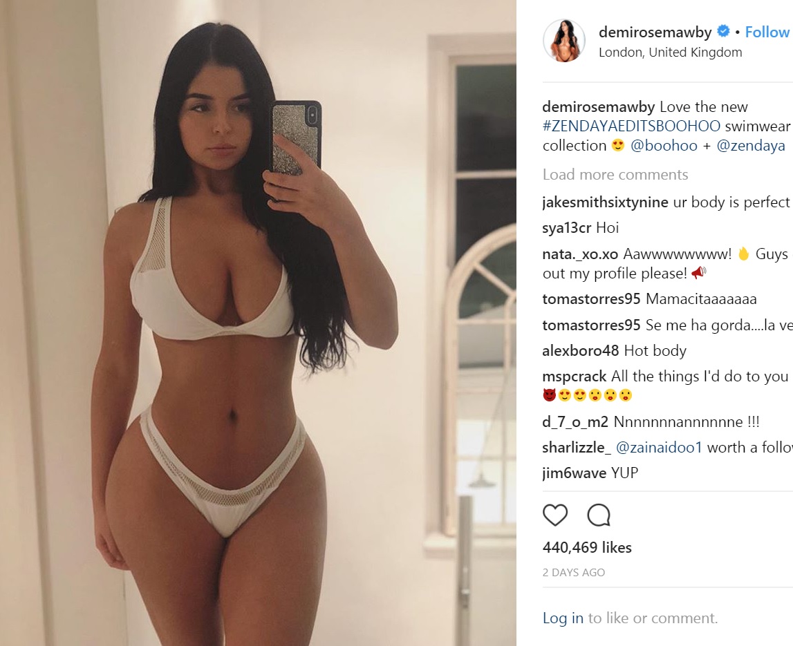 超ダイナマイト級ボディのデミ・ローズ（画像は『Demi Rose　2018年3月22日付Instagram「Love the new ＃ZENDAYAEDITSBOOHOO swimwear collection」』のスクリーンショット）