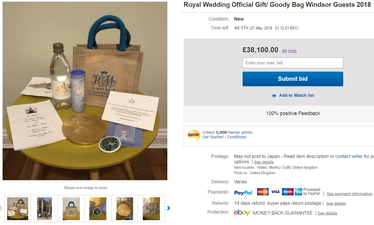 出品されたギフトバッグ（画像は『eBay　2018年5月23日付「Royal Wedding Official Gift/ Goody Bag Windsor Guests 2018」』のスクリーンショット）