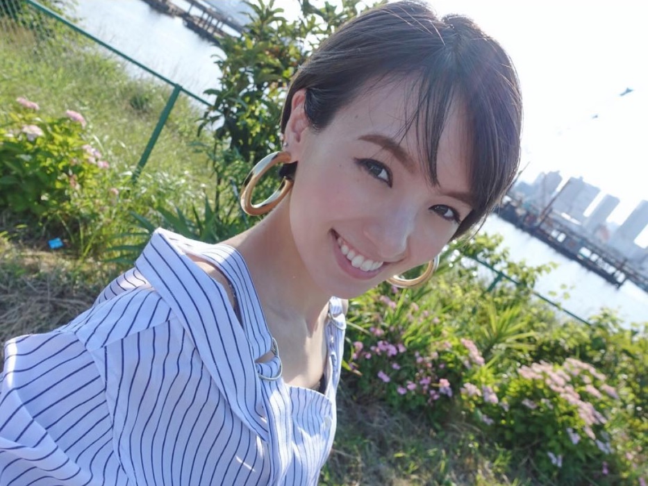 「コメントみんな読んだよ」と南明奈（画像は『南明奈　2018年6月4日付Instagram「みなさん、入籍報告へのたくさんのコメントやいいねありがとうございます」』のスクリーンショット）