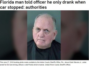 【海外発！Breaking News】車内の酒瓶を警察官に見つかり、呆れる言い逃れをした飲酒運転の男（米）