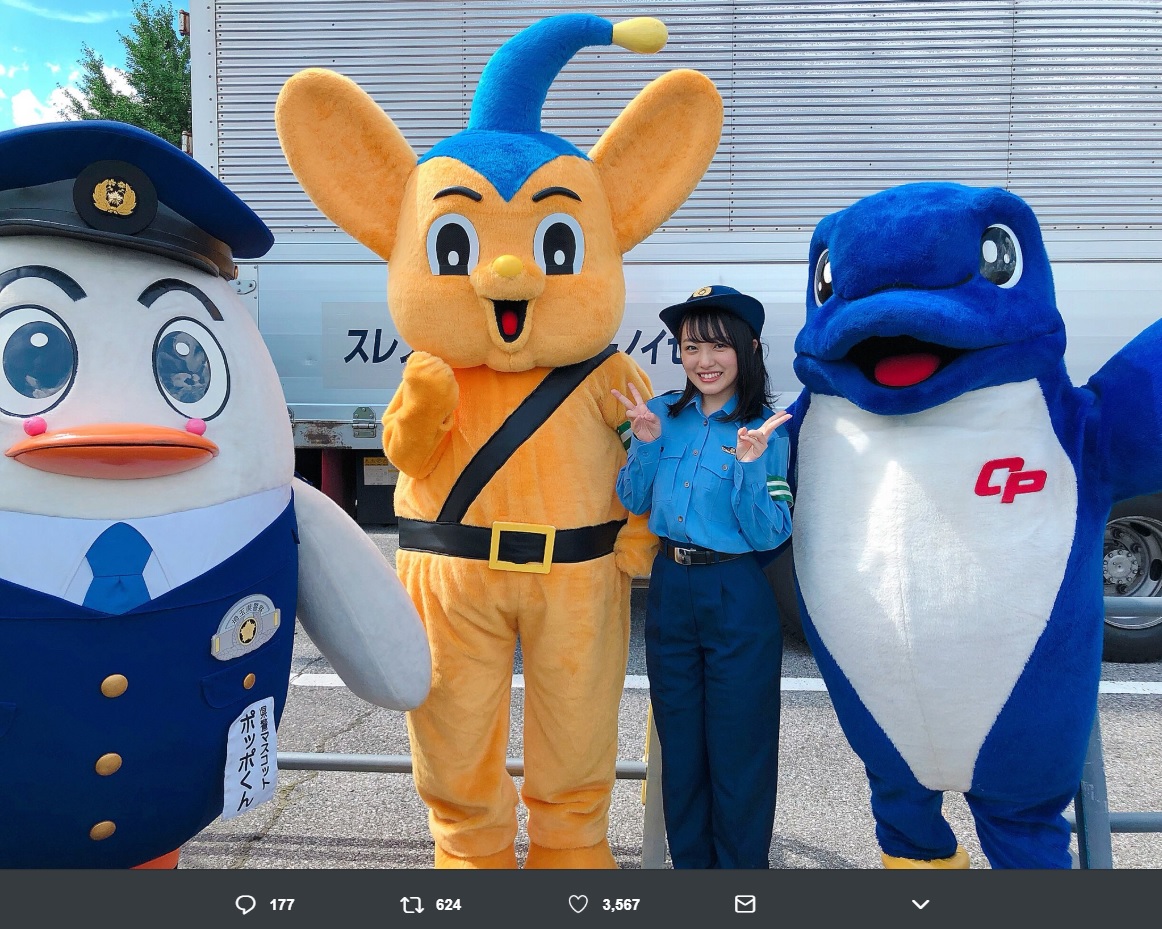 ポッポくん、ピーポくん、みーおん、シーポック（画像は『向井地美音　2018年7月10日付Twitter「今日は交通事故防止キャンペーンに参加させて頂きました！」』のスクリーンショット）