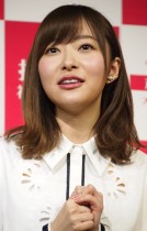 【エンタがビタミン♪】指原莉乃、大分に帰省　赤ちゃんを抱っこする笑顔に「りのおばちゃんやあ」の声